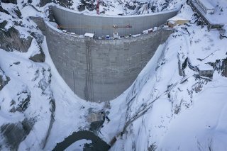 Le Conseil des Etats veut exclure les droits de recours des associations pour les 16 projets hydrauliques projetés (archives). KEYSTONE/GAETAN BALLY